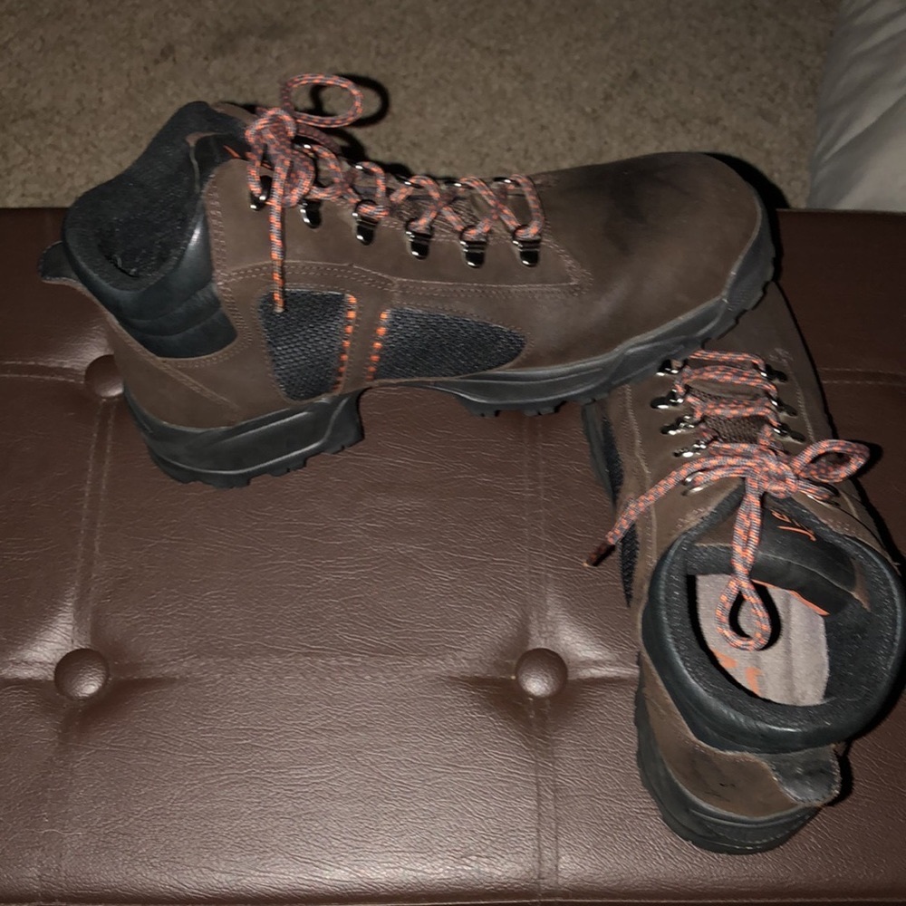 NIKE ALL-TRAC TRAIL SHOES